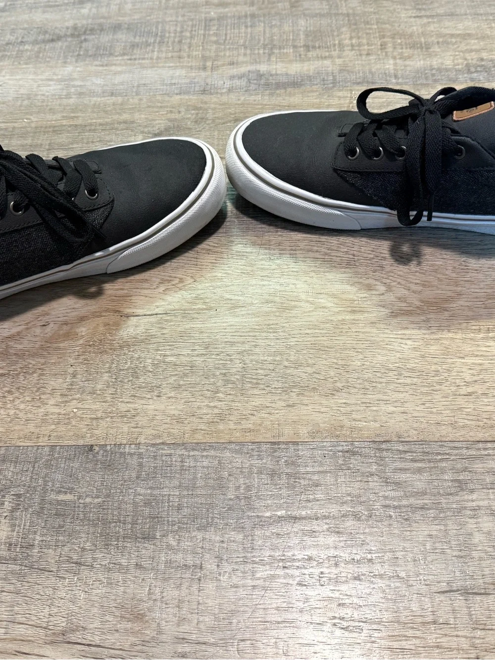 Vans Men’s Black Canvas Low-Top Sneakers Size 11